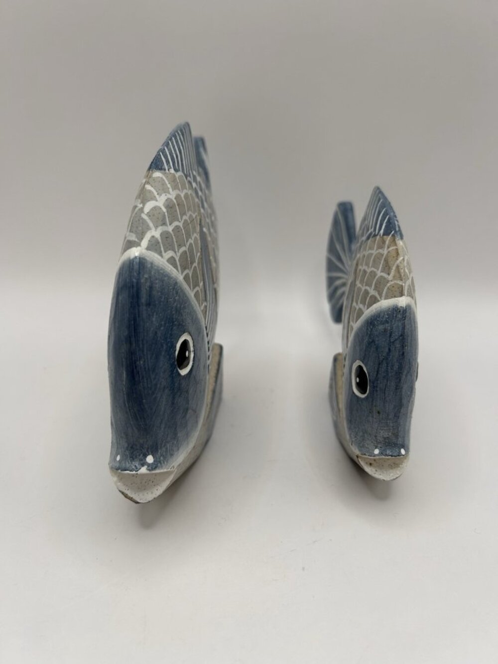 Pair Hand Painted Carved Wood Tropical Fish Coastal Beach Nautical Decor Vintage - Picture 4 of 16